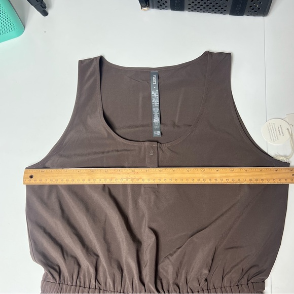 Vuori Villa Utility Romper Java Brown Size M NWT - Picture 7 of 15